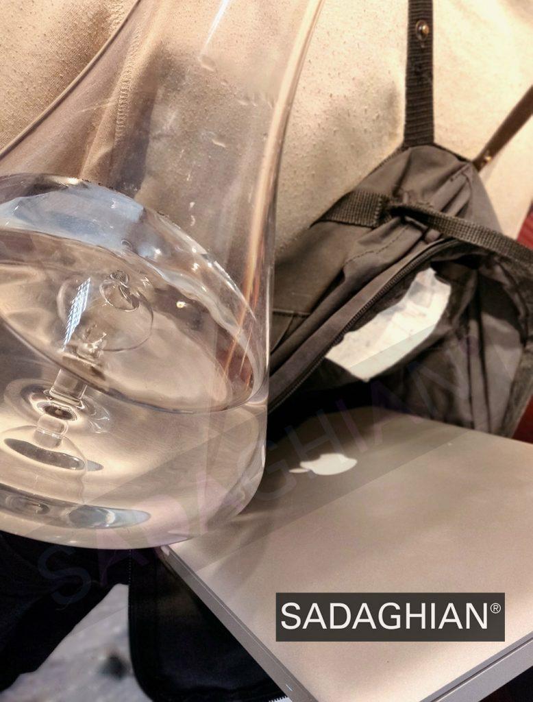 MacBook Pro Wasserschaden durch ausgelaufene Wasserflasche MacBook Pro Wasserschaden durch ausgelaufene Wasserflasche